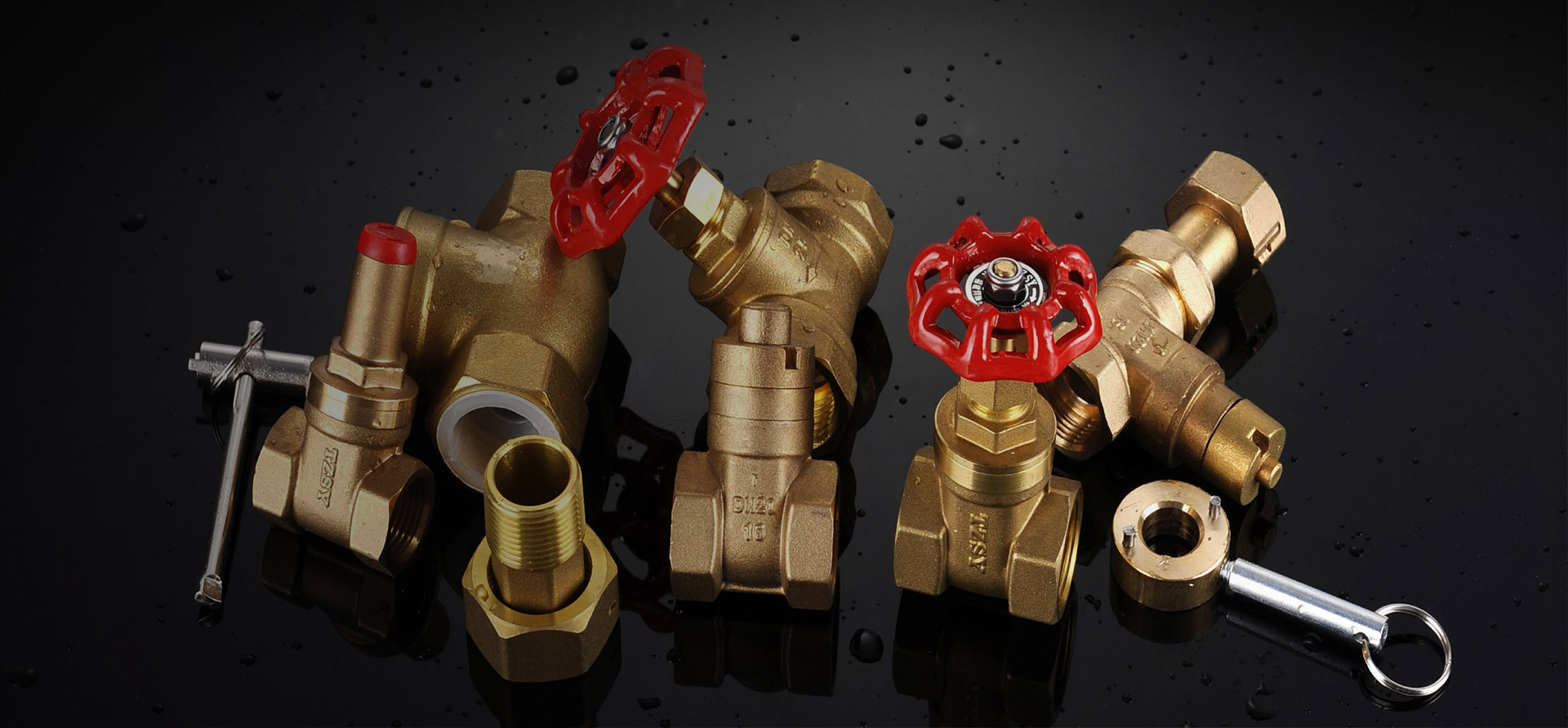 拼搏、守實、守信、創新 